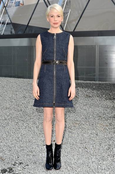 Michelle Williams｜ミシェル・ウィリアムズ</br></br>ルイ・ヴィトンのファッションショー会場・パリ