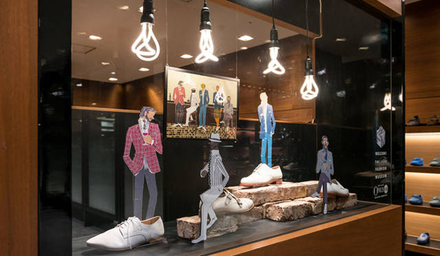 伊勢丹新宿店メンズ館地下1階＝紳士靴売場のプロモーション・ディスプレイ