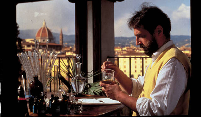 <strong>LORENZO VILLORESI｜ロレンツォ・ヴィロレッツィ</strong><br />調香師、ロレンツォ・ヴィロレッツィ氏