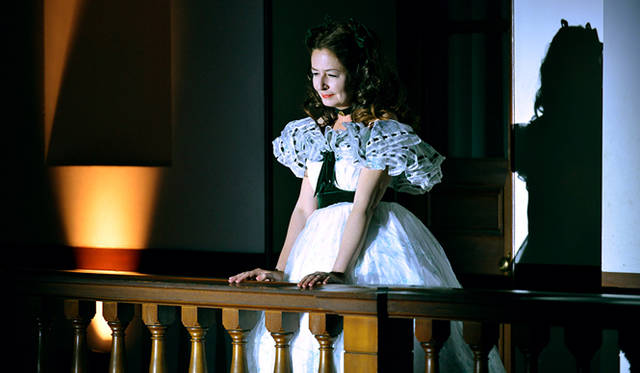 PARASOPHIA: 京都国際現代芸術祭2015 オープンリサーチプログラム03［レクチャー/パフォーマンス］ドミニク・ゴンザレス=フォルステル「M.2062 (Scarlett)」京都府京都文化博物館別館 2013年9月6日 写真：林直 提供：PARASOPHIA事務局