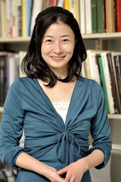 芳野まい（セゾン現代美術館理事、学習院大学大学院助教）