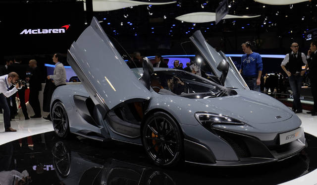 16_mclaren_675lt