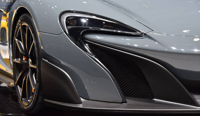 24_mclaren_675lt