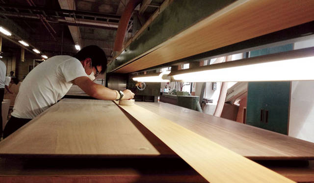 <strong>ASAHIKAWA DESIGN WEEK</strong><br />「ASAHIKAWA DESIGN WEEK 2015」　期間中は、旭川の技術、技能が感じ取れる各社のファクトリーツアーも実施