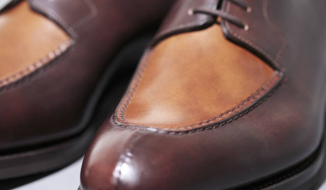 <strong>JOHN LOBB｜ジョンロブ</strong><br />2015春夏コレクション　ジャパンスペシャルモデル「CHAMBORD II（シャンボード 2）」