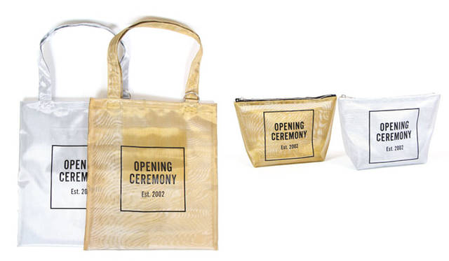 <strong>OPENING CEREMONY｜オープニングセレモニー</strong><br />「OPENING CEREMONY 名古屋PARCO midi（ミディ）」JAPAN EXCLUSIVE LINE 左／トートバッグ各4320円、右／ポーチ各2700円