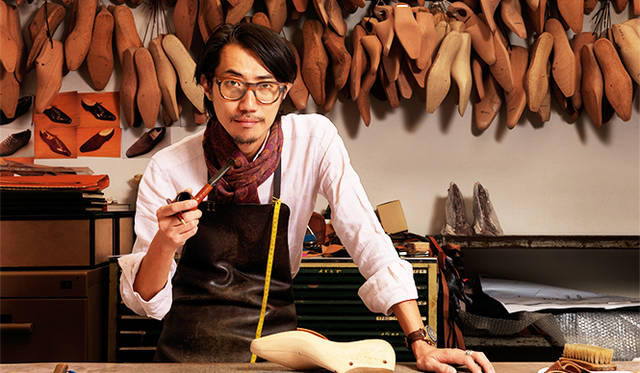 イル ミーチョのデザイナーを務める深谷秀隆氏