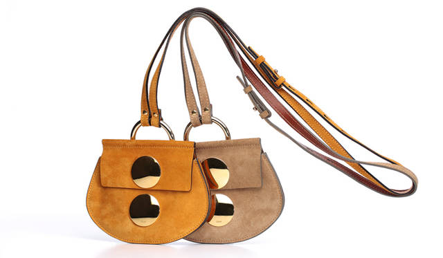 <strong>Petit & Colorful Bag</strong><br><br> <strong>Chloé｜クロエ</strong><br><br>  2015年の春夏コレクションの新作バッグ「フェイ」は、フラップづかいと蛇腹のボディ、そしてフォークロアなムードが特徴的。「フェイ」のアクセントでもあるリングは、ショルダーストラップとのジャンクションに配されている。 <br><br> 「フェイ」ミニ［H14.5×W17.5×D3㎝］各8万7480円　<br>クロエ／クロエ インフォメーションデスク　Tel. 03-4335-1750