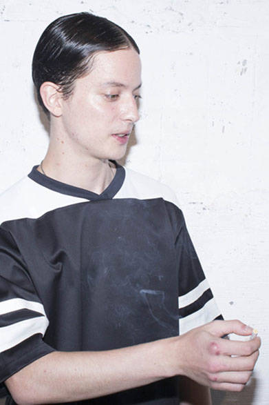 <strong>2015年春夏コレクション</strong><br />MIX FABRIC GAME SHIRTS 1万6200円