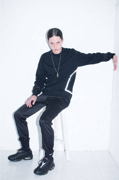 <strong>2015年春夏コレクション</strong><br />MIX FABRIC GAME SHIRTS 1万6200円