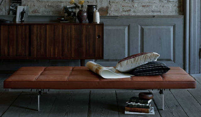 <strong>LIVING MOTIF｜リビング・モティーフ</strong><br />ポール・ケアホルム（POUL KJÆRHOLM）