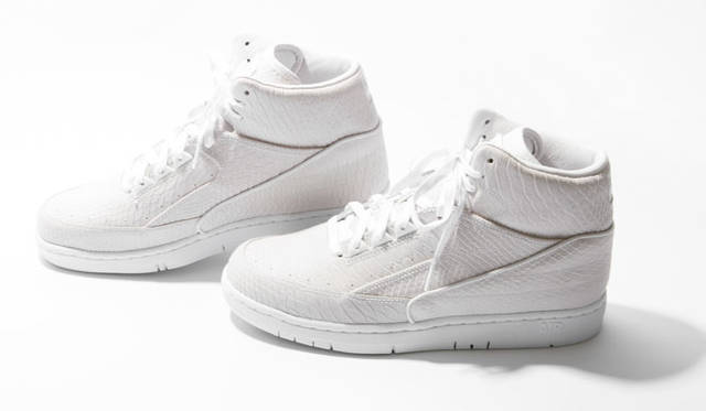 <strong>BEAUTY&YOUTH｜ビューティ＆ユース</strong><br />NIKE AIR PYTHON PRM（1431-499-5529）1万7280円