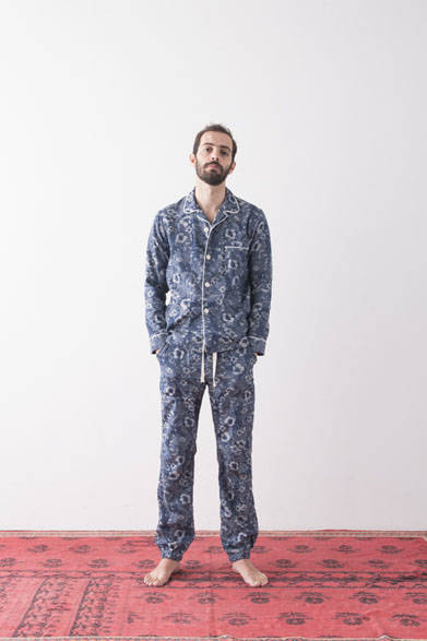 <strong>2015年春夏コレクション</strong><br />Pajama Shirts 1万9440円、Pajama Pants 1万7280円