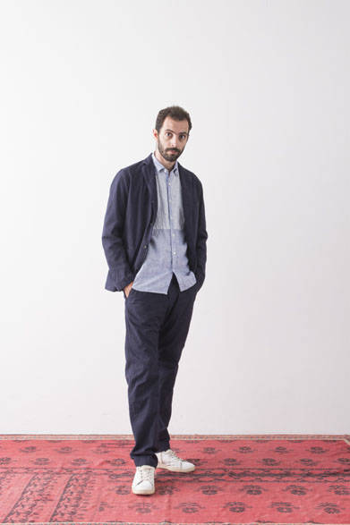 <strong>2015年春夏コレクション</strong><br />Overdye 3B Jacket 3万1320円、Ikamune Shirts 2万4840円、Overdye Tapered Trouser 1万9440円