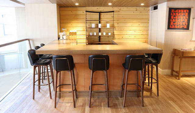 <strong>Drawing Numbers｜ドローイングナンバーズ</strong><br />Drawing Numbers 南青山店