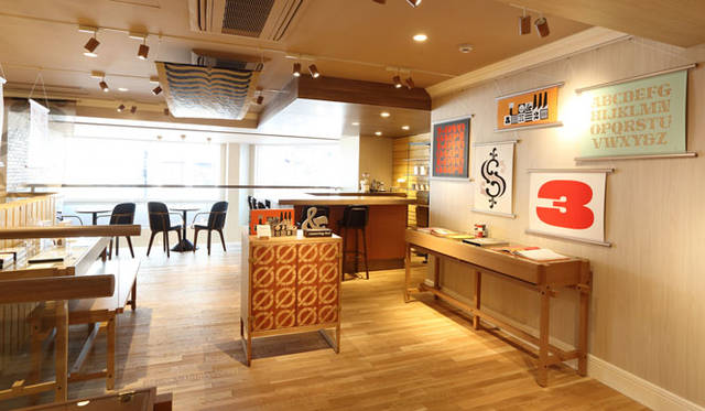 <strong>Drawing Numbers｜ドローイングナンバーズ</strong><br />Drawing Numbers 南青山店