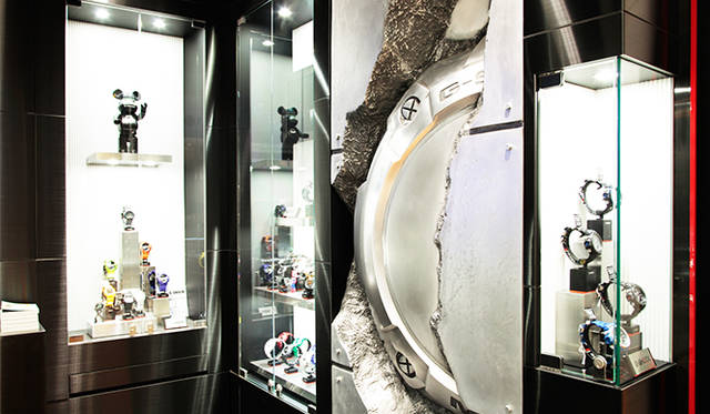 選ばれたショップだけに許されるG-SHOCKのレリーフ