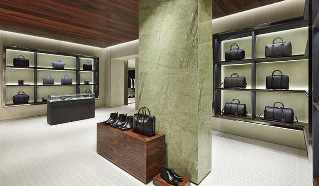 <strong>GIVENCHY by Riccardo Tisci｜ジバンシィ バイ リカルド ティッシ</strong><br />「ジバンシィ ストア」