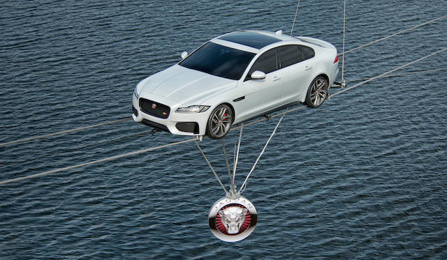 Jaguar XF|ジャガー XF