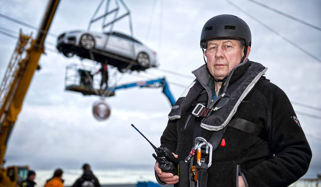 Jaguar XF|ジャガー XF 023 スタントに挑んだジム・ダウドール氏