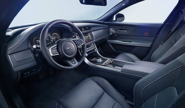 Jaguar XF|ジャガー XF 062