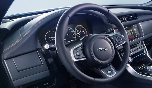 Jaguar XF|ジャガー XF 063