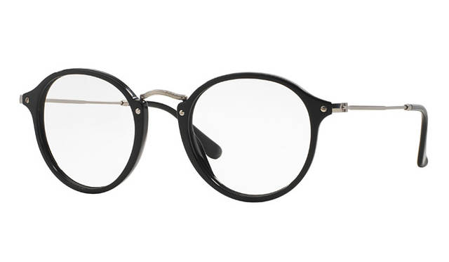 <strong>Ray-Ban｜レイバン</strong><br />モデル「RX2447VF」　Ray-Ban®