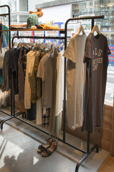 <strong>NEWYORKER｜ニューヨーカー</strong><br />ニューヨーカー ブルー 原宿店