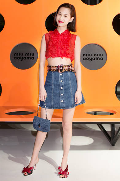 水原希子<br /><br />© Nacása & Partners