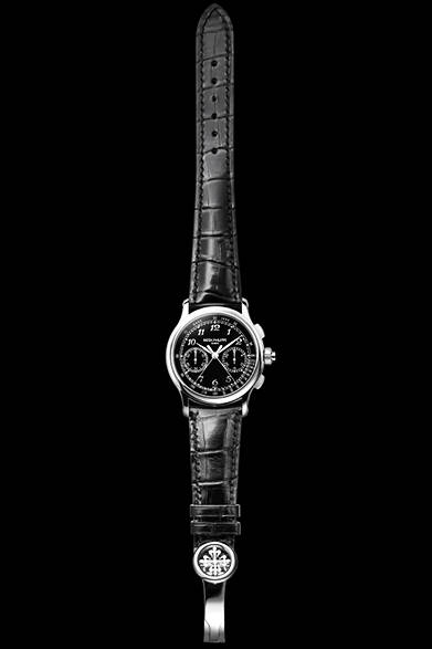 <strong>スプリット秒針クロノグラフ5370</strong><br/>ケース｜950プラチナ<br />直径｜41mm<br />厚さ｜13.56mm<br />ムーブメント｜手巻き（Cal.CHR 29-535 PS）<br />機能｜スプリット秒針クロノグラフ（30分積算計）<br />ストラップ｜アリゲーター<br />防水性｜3気圧<br />発売時期｜2015年秋以降予定<br />予価｜2843万6400円<br />