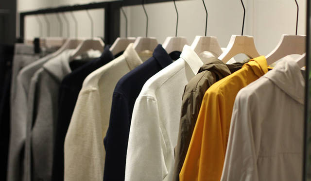 <strong>STUDIOUS｜ステュディオス</strong><br />「ユナイテッド トウキョウ オーサカ」