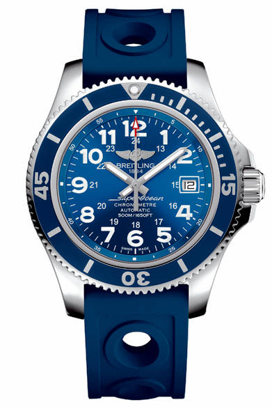 <strong>スーパーオーシャン II 44</strong><br><br>ケース｜ステンレススチール<br />直径｜44mm<br />ムーブメント｜自動巻き（Cal.17）<br />機能｜日付表示、ヘリウムガス・オート・エスケープ・バルブ（ケース内のヘリウムガスの自動排出バルブ）<br />ストラップ｜ステンレススチール<br />防水｜1500ｍ（44mmケース）<br />発売時期｜2015年夏予定<br />予価｜46万4400円<br />