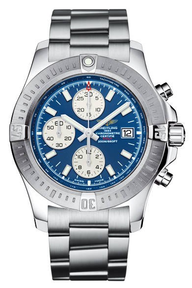 <strong>コルト・クロノグラフ・オートマティック</strong><br><br>ケース｜ステンレススチール<br />直径｜44mm<br />ムーブメント｜自動巻き（Cal.13）<br />機能｜クロノグラフ（30分積算計、12時間積算計）、日付表示<br />ブレスレット｜ステンレススチール<br />防水｜200ｍ<br />発売時期｜発売中<br />価格｜59万4000円<br />