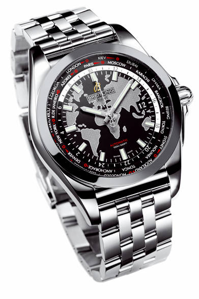 <strong>ギャラクティック・ユニタイム・スリークT</strong><br><br>ケース｜ステンレススチール＋タングステンカーバイド・ベゼル<br />直径｜44mm<br />ムーブメント｜自動巻き（Cal.B35）<br />機能｜ワールドタイム表示、日付表示<br />ブレスレット｜ステンレススチール<br />防水｜100ｍ<br />発売時期｜2015年夏予定<br />価格｜110万1600円<br />