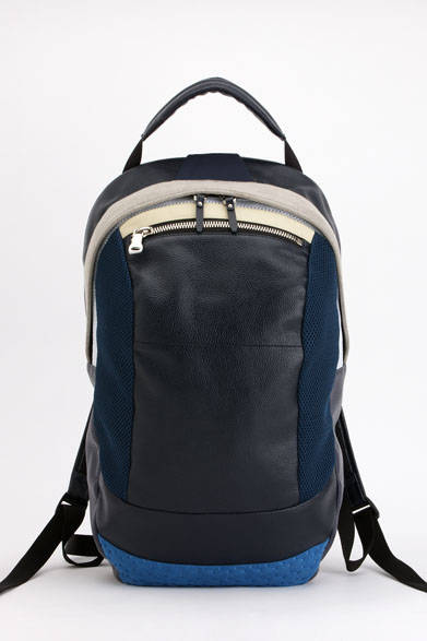 <strong>ithelicy｜イザリシー</strong><br />「ELLIP」（W190 × H500 × D200mm）6万4800円