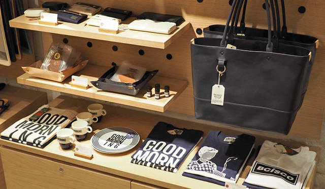 <strong>THE COMMON TEMPO｜ザ コモン テンポ</strong><br />ルクア イーレ店の内観