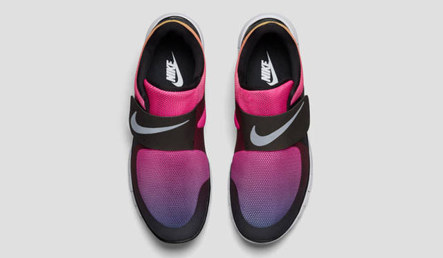 <strong>NIKE SPORTSWEAR｜ナイキスポーツウェア</strong><br />メンズ「ナイキ フリー  ソックフライ」1万800円