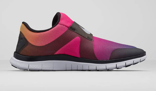 <strong>NIKE SPORTSWEAR｜ナイキスポーツウェア</strong><br />メンズ「ナイキ フリー  ソックフライ」