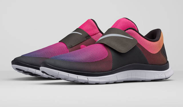 <strong>NIKE SPORTSWEAR｜ナイキスポーツウェア</strong><br />メンズ「ナイキ フリー  ソックフライ」