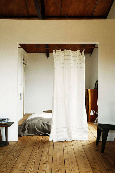 <strong>LAPUAN KANKURIT｜ラプアン カンクリ</strong><br />「KASTE（カステ）」　Washed Linen　ブランケット