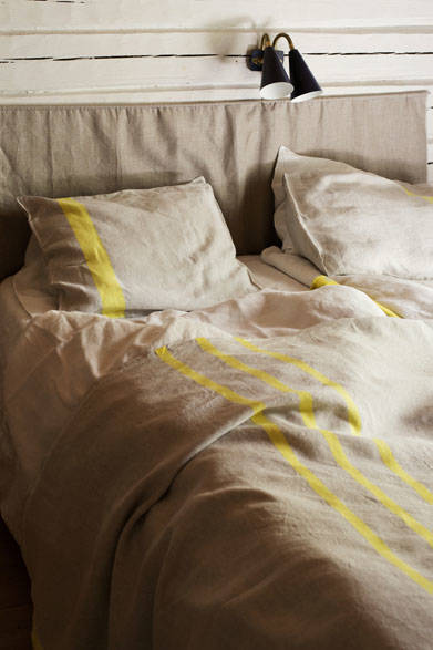 <strong>LAPUAN KANKURIT｜ラプアン カンクリ</strong><br />「USVA（ウスヴァ）」　Washed Linen　ブランケット