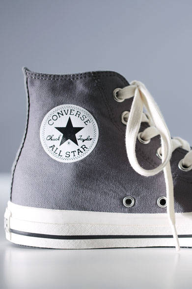 <strong>MARGARET HOWELL｜マーガレット・ハウエル</strong><br />「MHL.×CONVERSE」ハイカット新色発売決定