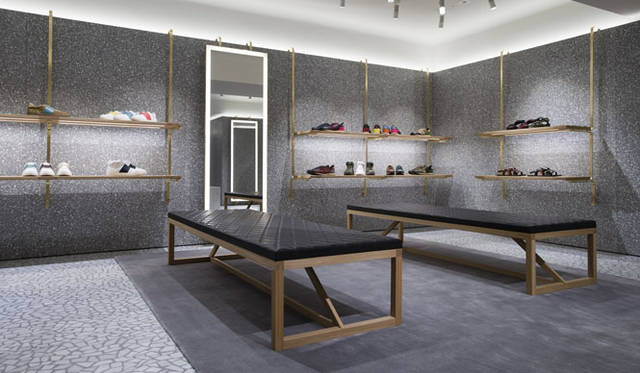 <strong>VALENTINO｜ヴァレンティノ</strong><br />「ヴァレンティノブティック」メンズ