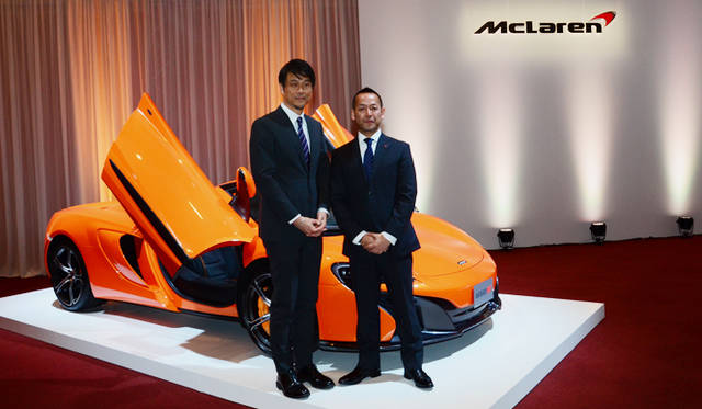 マクラーレンの名取雅裕氏と永三MOTORSのティモシー・チャン会長