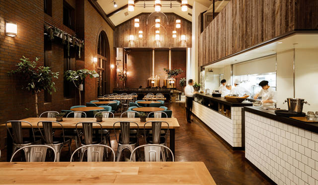 スプリングバレーブルワリー横浜の内観