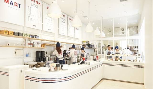 ザ マート アット フレッド シーガル