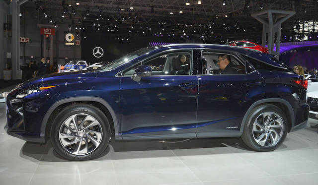 28_Lexus_RX