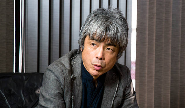 子供ばんどのギター、ヴォーカルを務めるうじきつよし