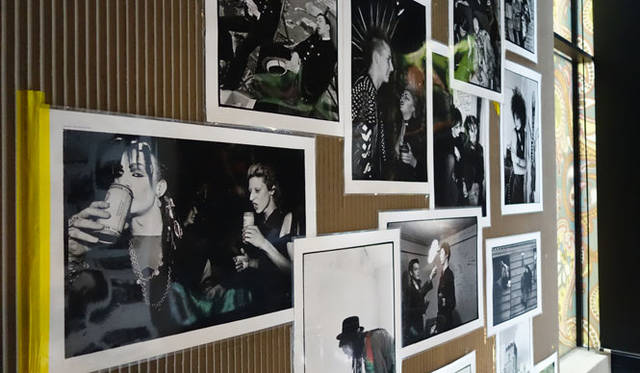 <strong>Pretty Green｜プリティーグリーン</strong><br />青山本店で「London Chasing the Dream by 2 outlaws」by Herbie Yamaguchi × Peter Mcdonnell写真展を開催中