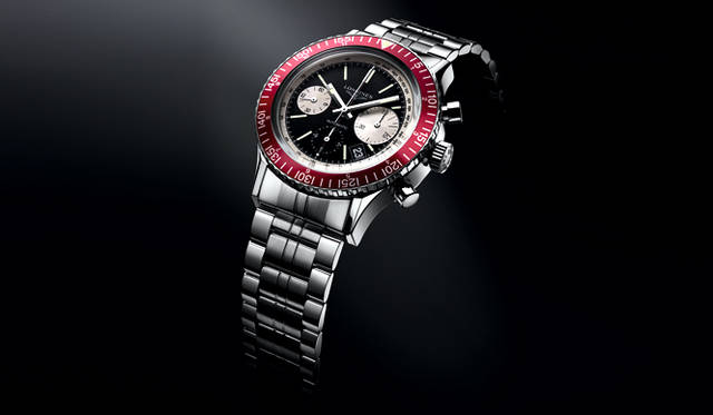 <strong>ヘリテージ ダイバー1967</strong><br />ケース｜ステンレススチール<br />直径｜42mm<br />ムーブメント｜自動巻き（Cal.688）<br />機能｜クロノグラフ（30分積算計、12時間積算計）、タキメーター、日付表示、逆回転防止式ベゼル<br />ブレスレット｜ステンレススチール<br />防水｜30気圧<br />発売時期｜8月予定<br />予価｜38万6000円（税抜）<br />